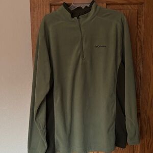 Columbia Olive Green Long Sleeve 1/4 zip